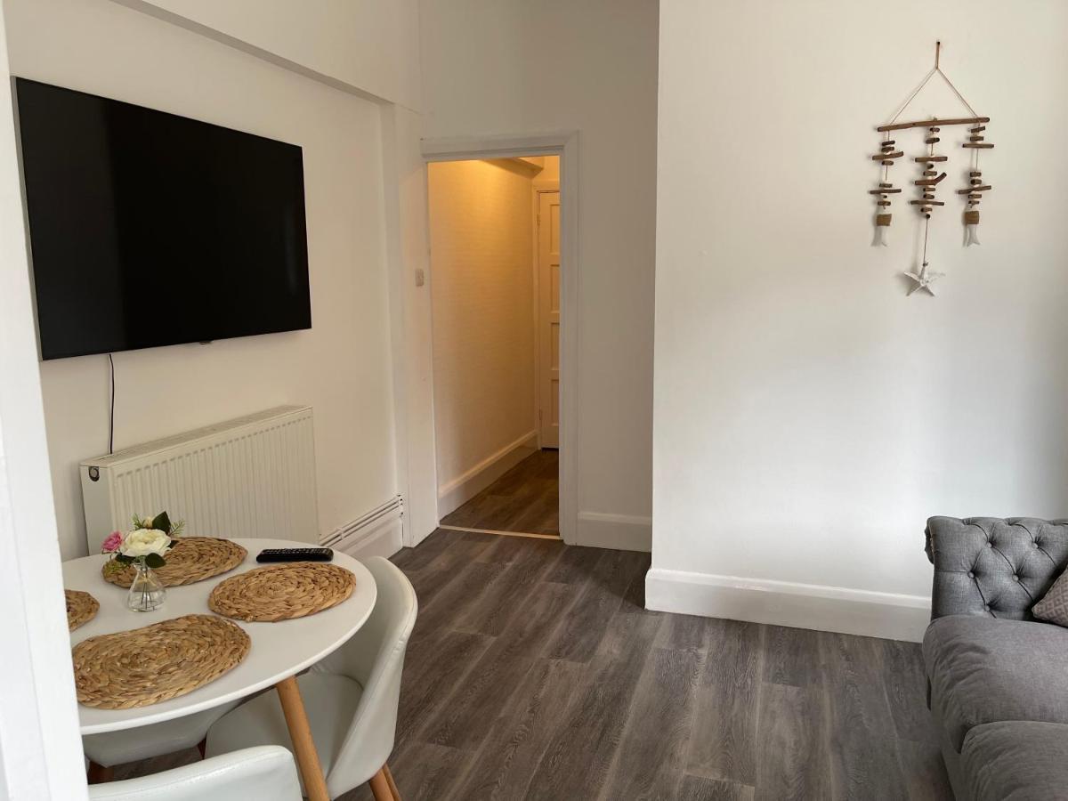 2 Bedroom Apartment Ground Floor Eastbourne Town Centre Exterior foto